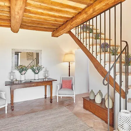 Sleeps 18 Pool Air Con Wifi Villa