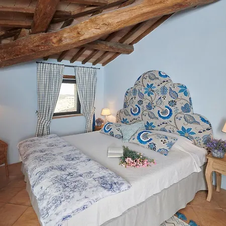 Sleeps 18 Pool Air Con Wifi فيلة